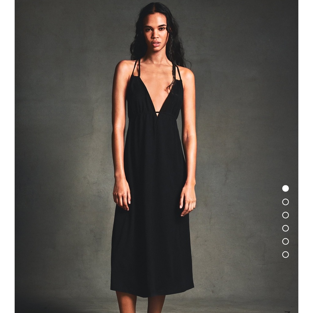 NWT Zara v-neck ruched midi dress